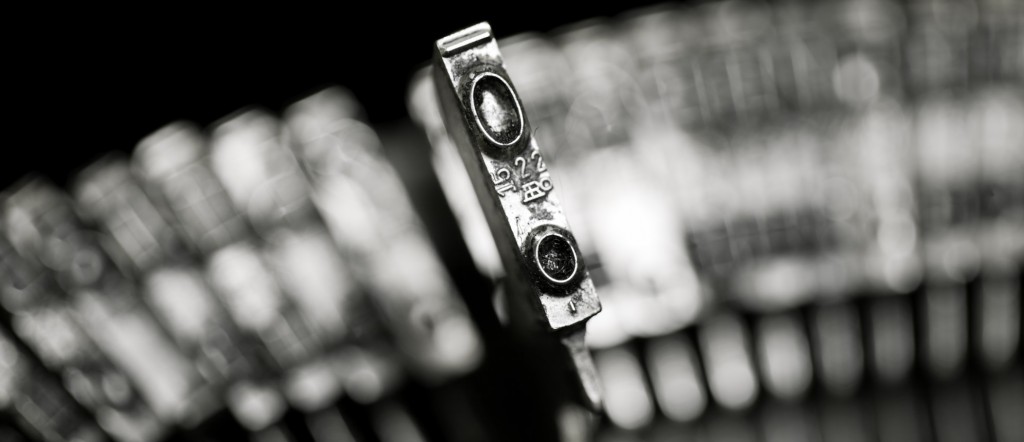 Typewriter letter typebar